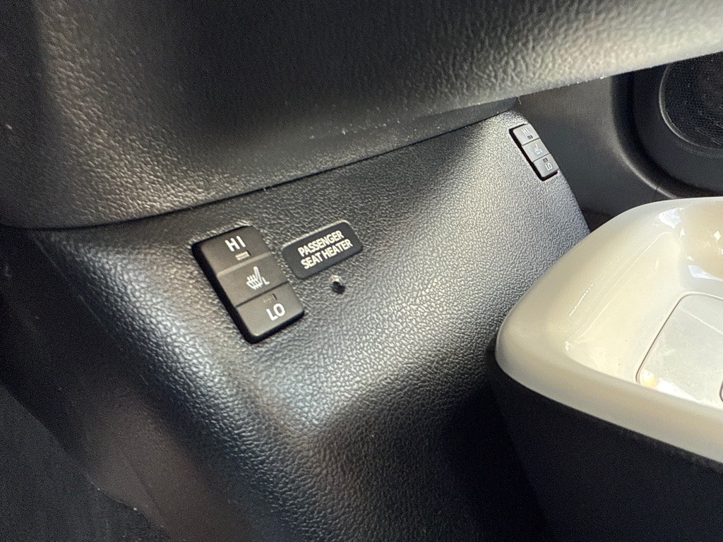 2016 Toyota Prius Image 10