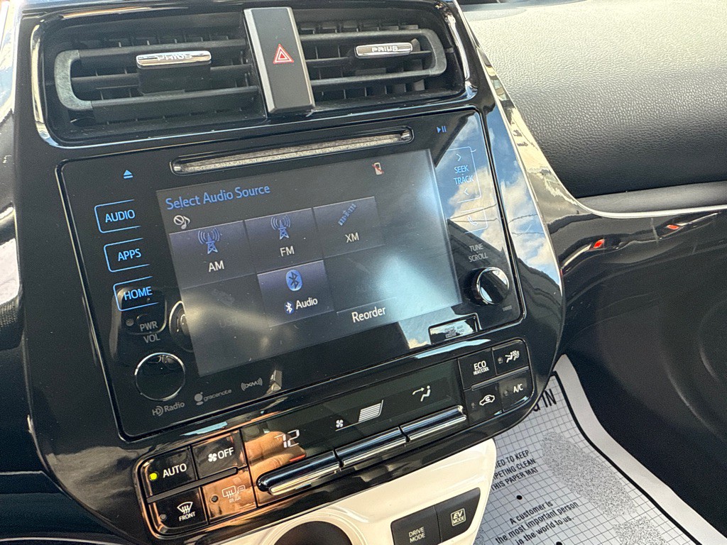 2016 Toyota Prius Image 15