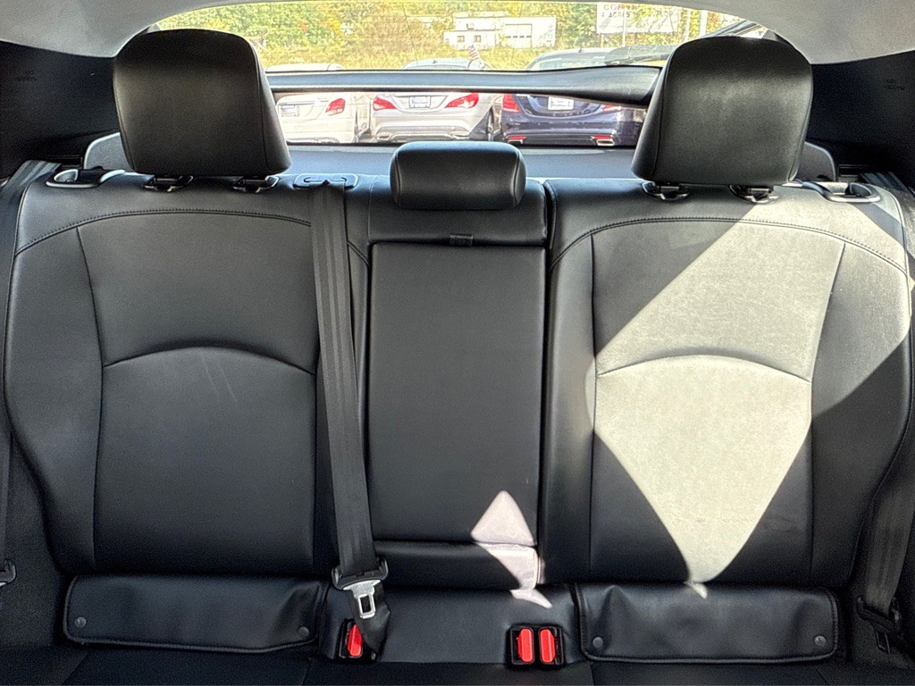 2016 Toyota Prius Image 19