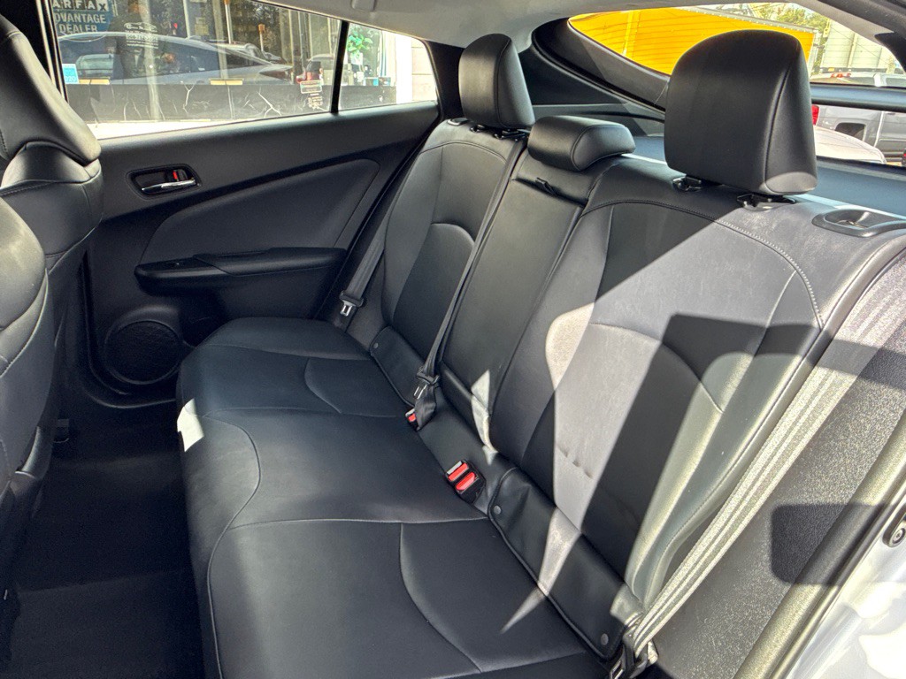2016 Toyota Prius Image 23