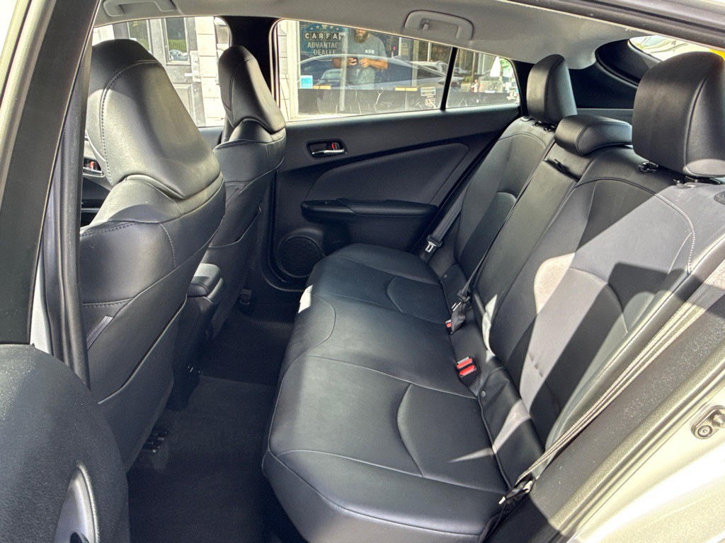 2016 Toyota Prius Image 24