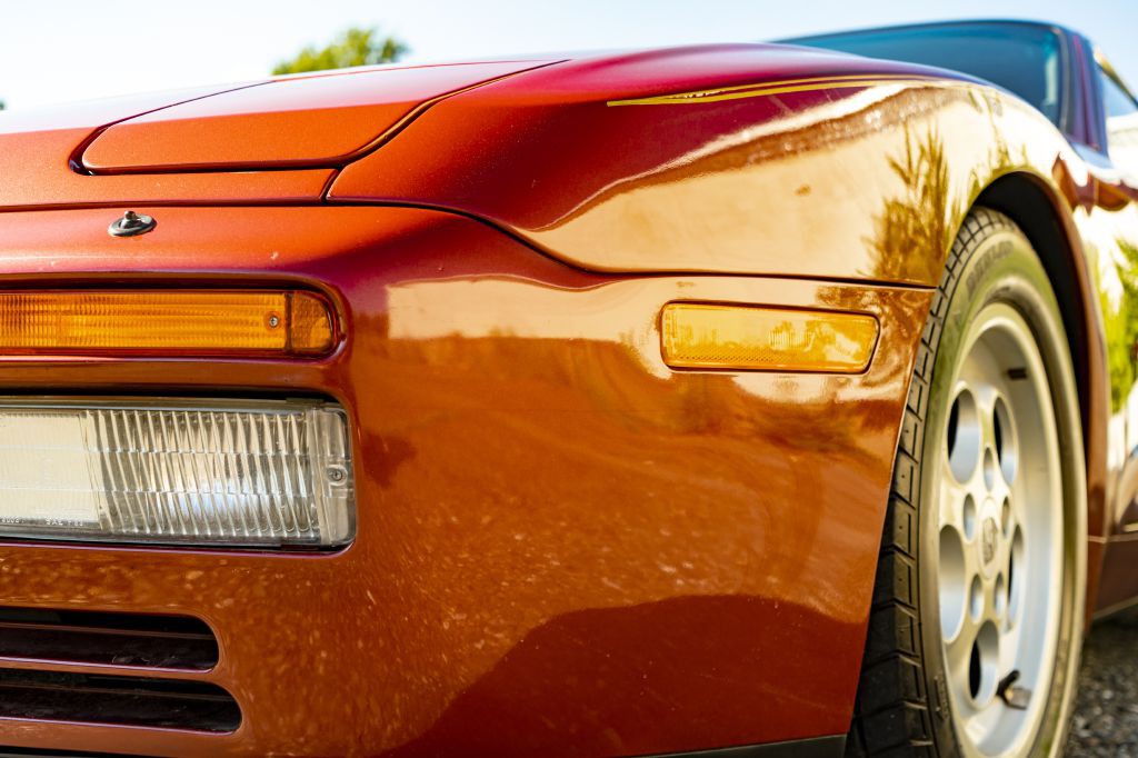 1986 Porsche 944 Image 19