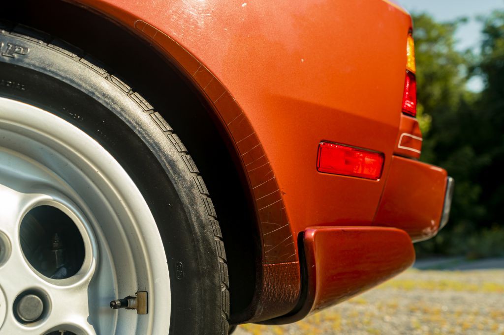 1986 Porsche 944 Image 27