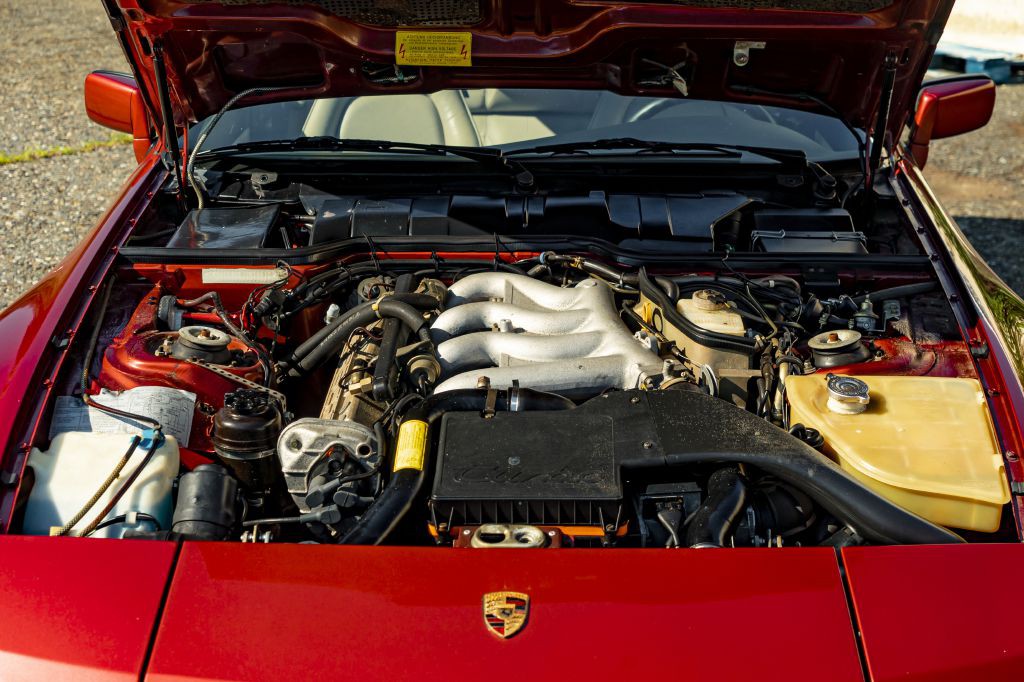 1986 Porsche 944 Image 53