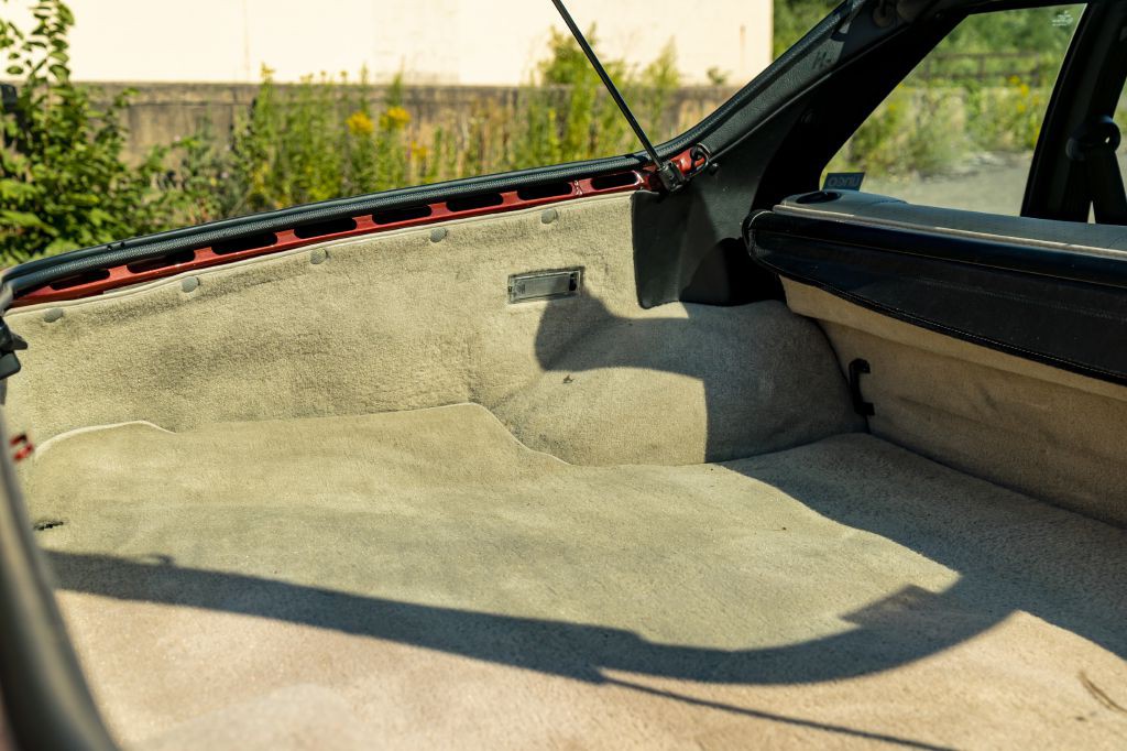 1986 Porsche 944 Image 67