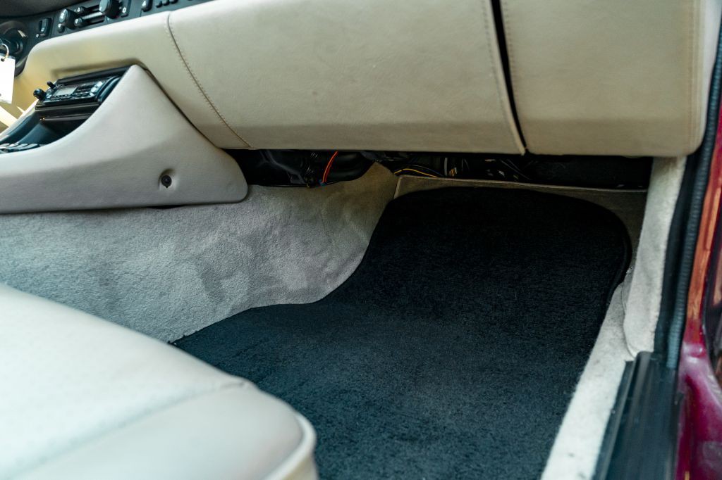 1986 Porsche 944 Image 70