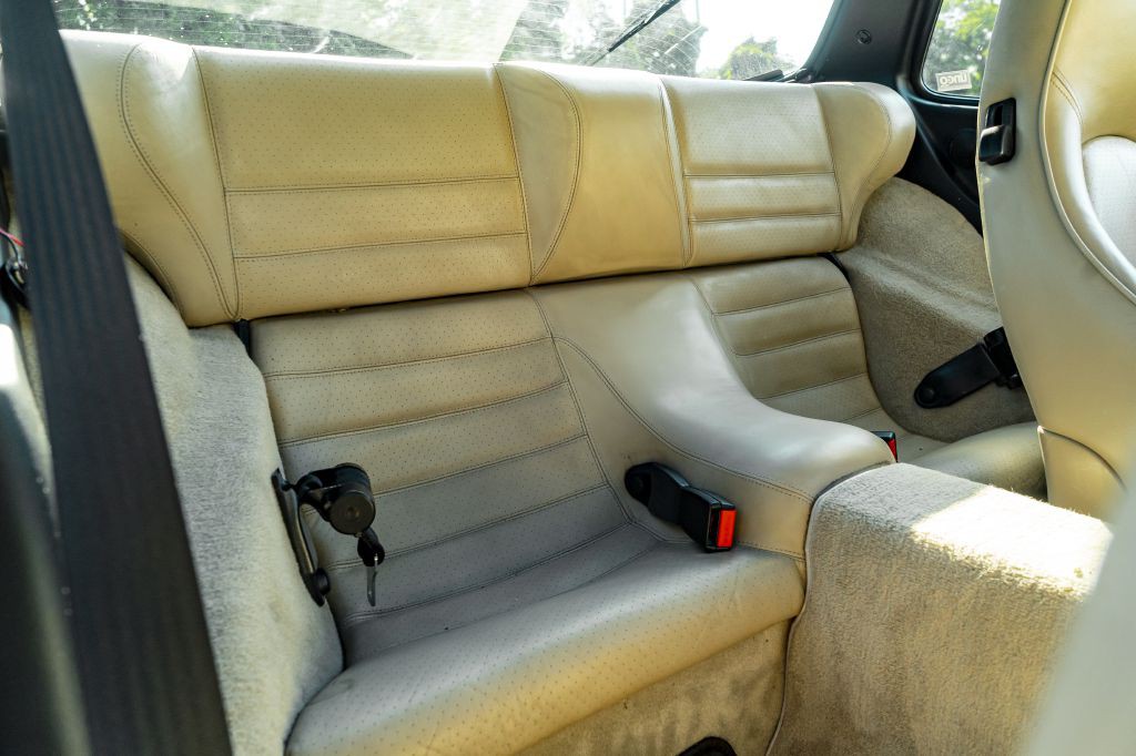 1986 Porsche 944 Image 76