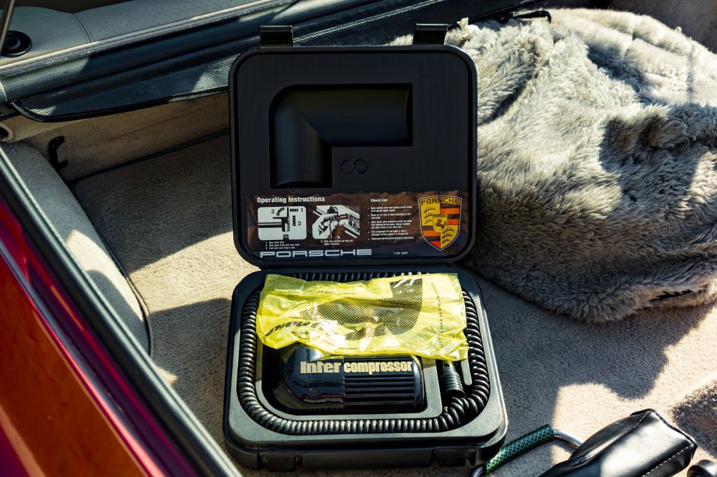 1986 Porsche 944 Image 83