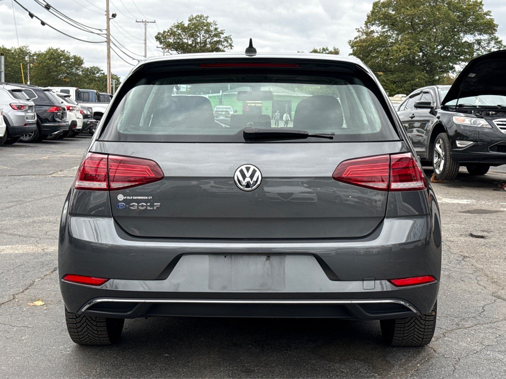 2019 Volkswagen Golf Image 4