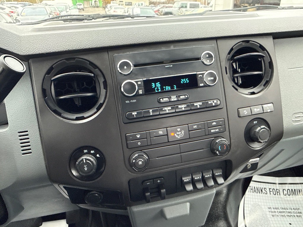 2015 Ford F-350 Image 17