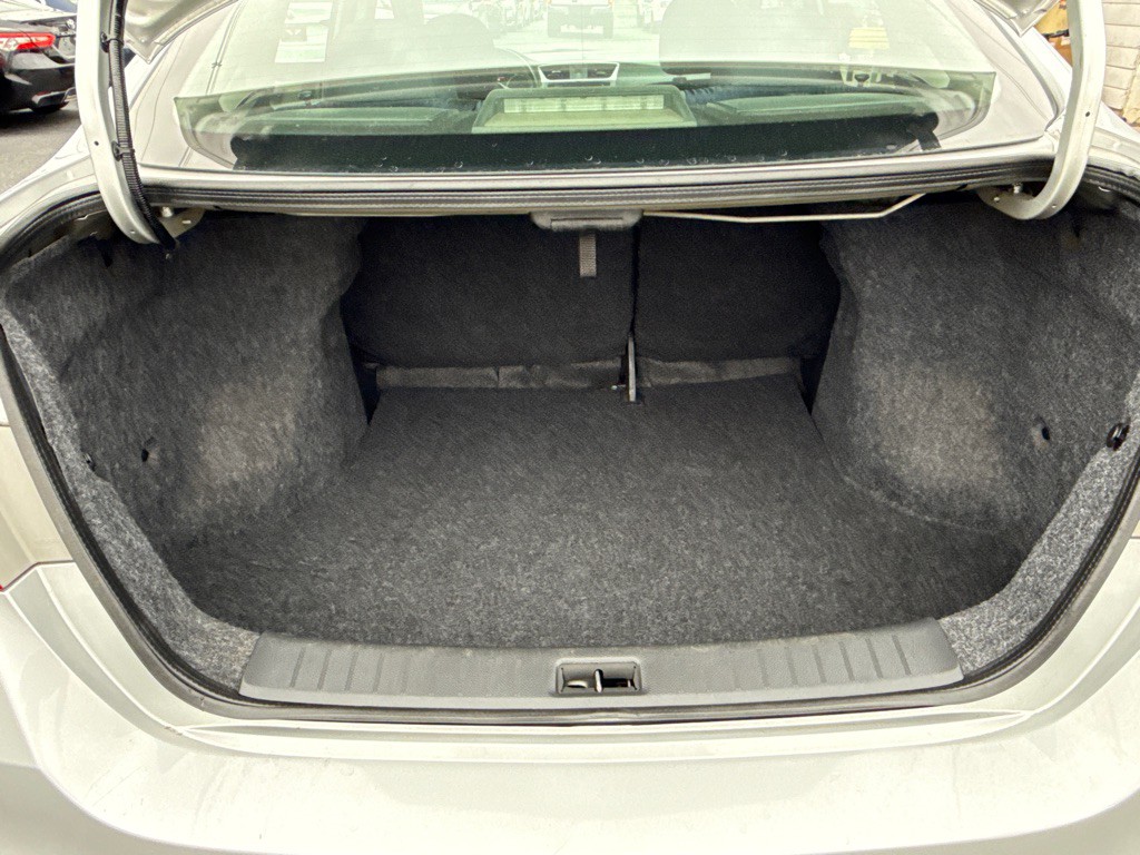 2019 Nissan Sentra Image 26