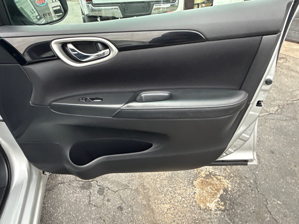 2019 Nissan Sentra Image 27