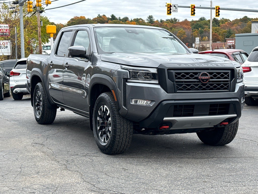 2022 Nissan Frontier Image 7