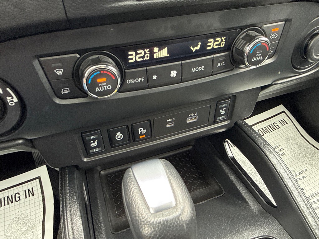 2022 Nissan Frontier Image 34