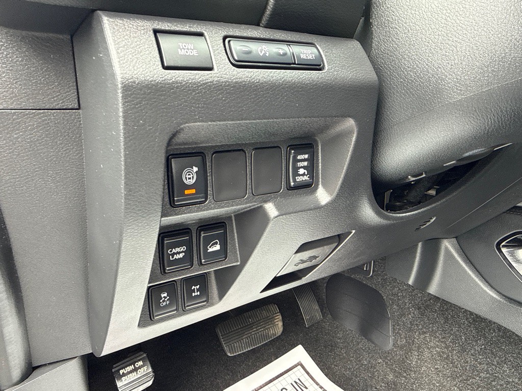 2022 Nissan Frontier Image 37