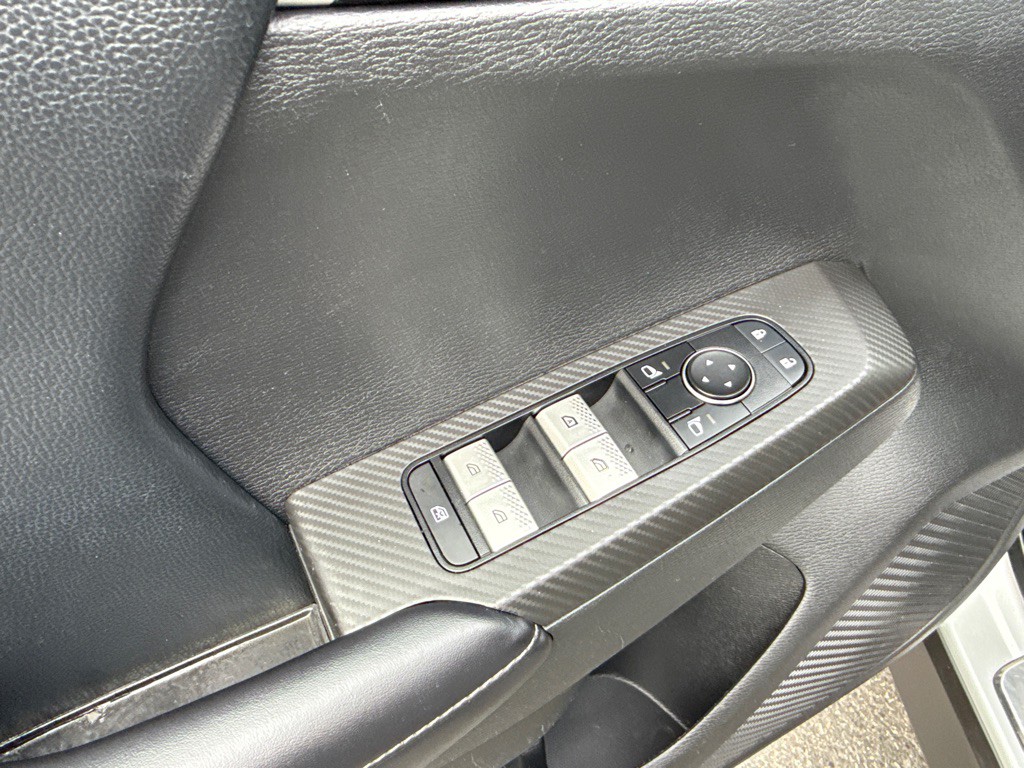 2022 Mitsubishi Outlander Image 30