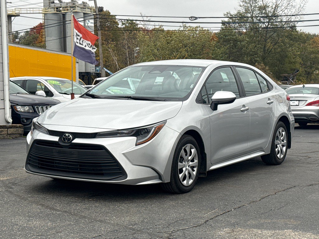 2023 Toyota Corolla Image 1
