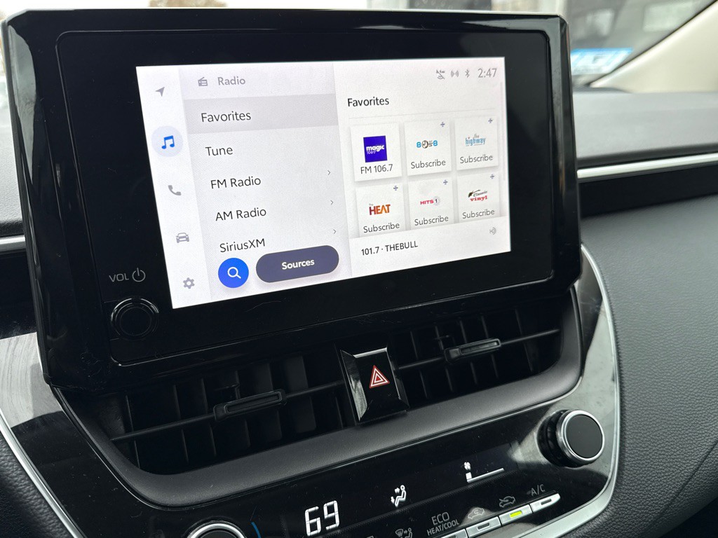 2023 Toyota Corolla Image 23