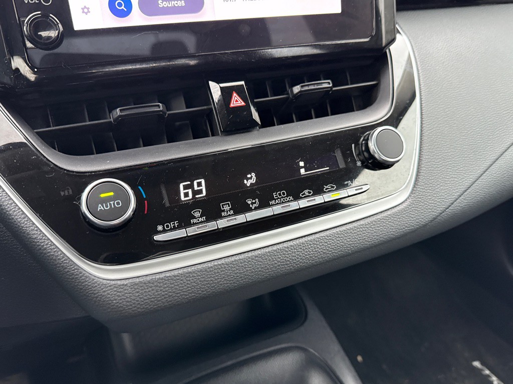 2023 Toyota Corolla Image 24