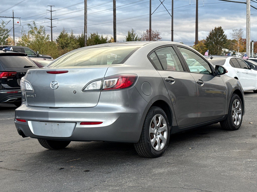 2013 Mazda Mazda3 Image 5