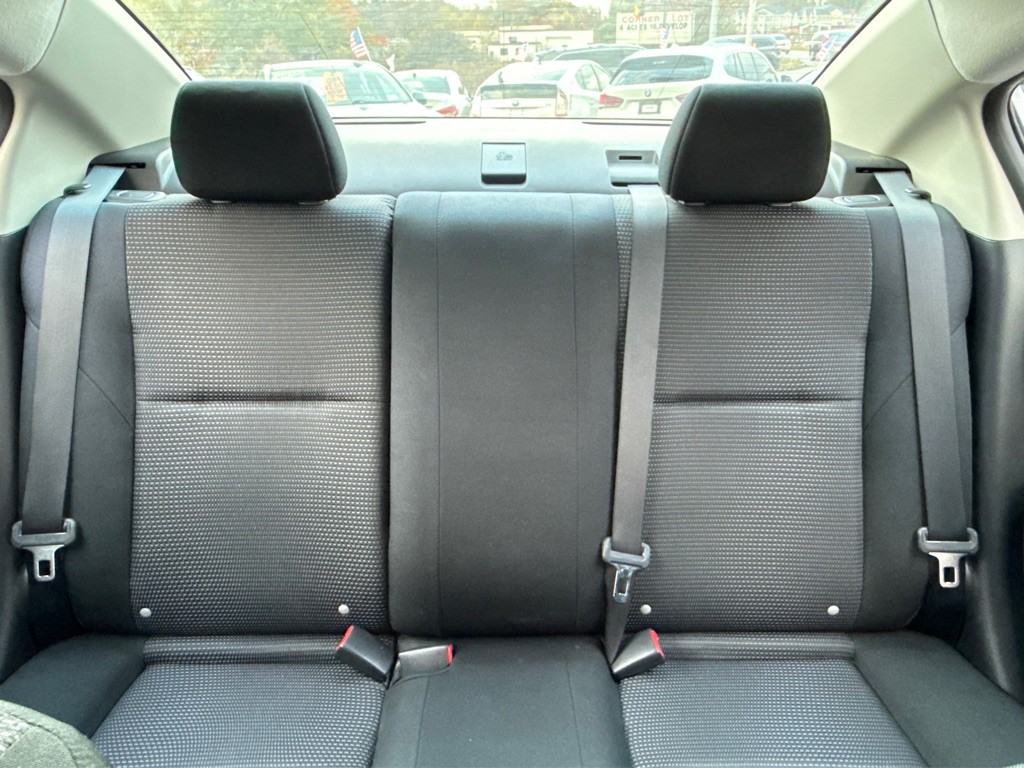 2013 Mazda Mazda3 Image 16