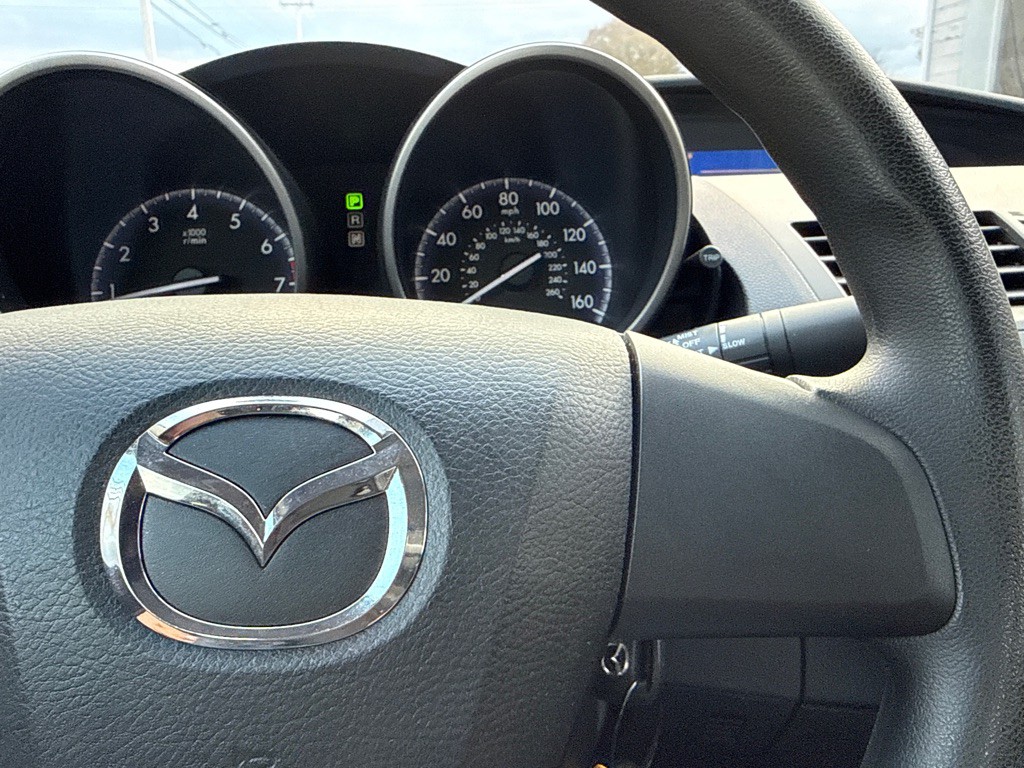 2013 Mazda Mazda3 Image 28