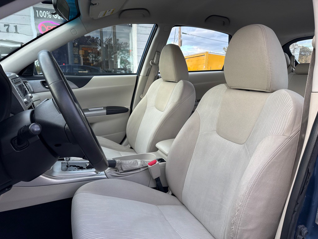 2010 Subaru Impreza Image 11