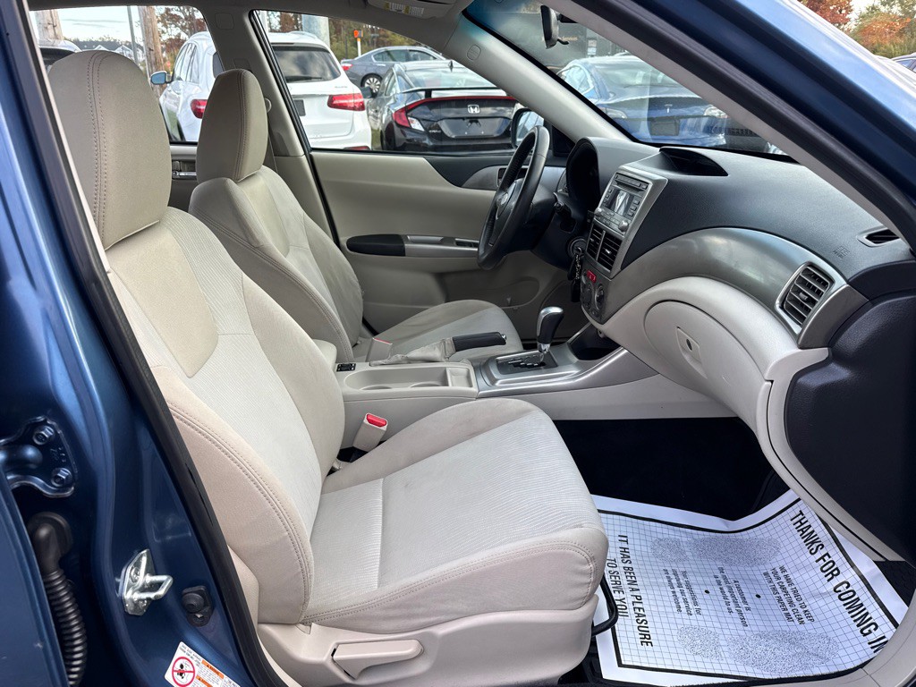 2010 Subaru Impreza Image 12