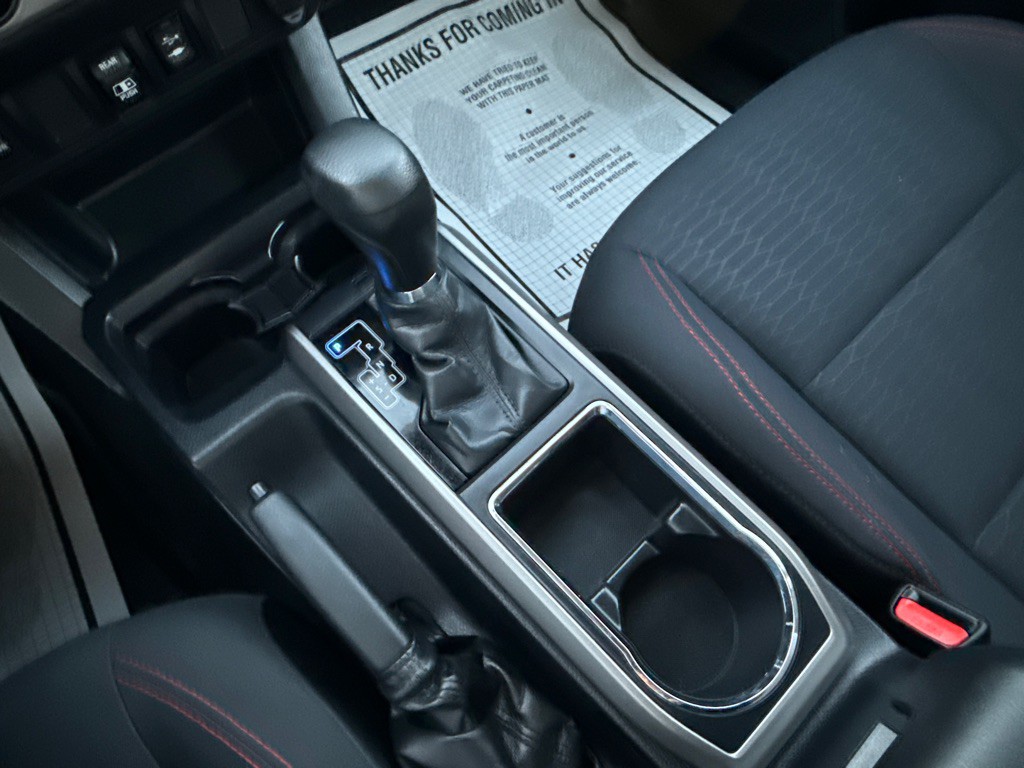 2018 Toyota Tacoma Image 28