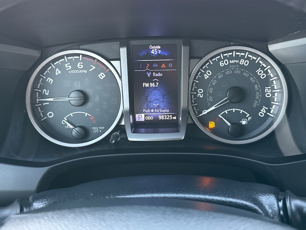 2018 Toyota Tacoma Image 33