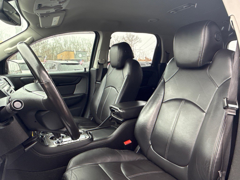 2017 GMC Acadia Image 11