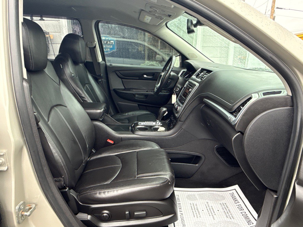 2017 GMC Acadia Image 12