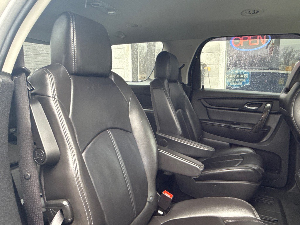 2017 GMC Acadia Image 15
