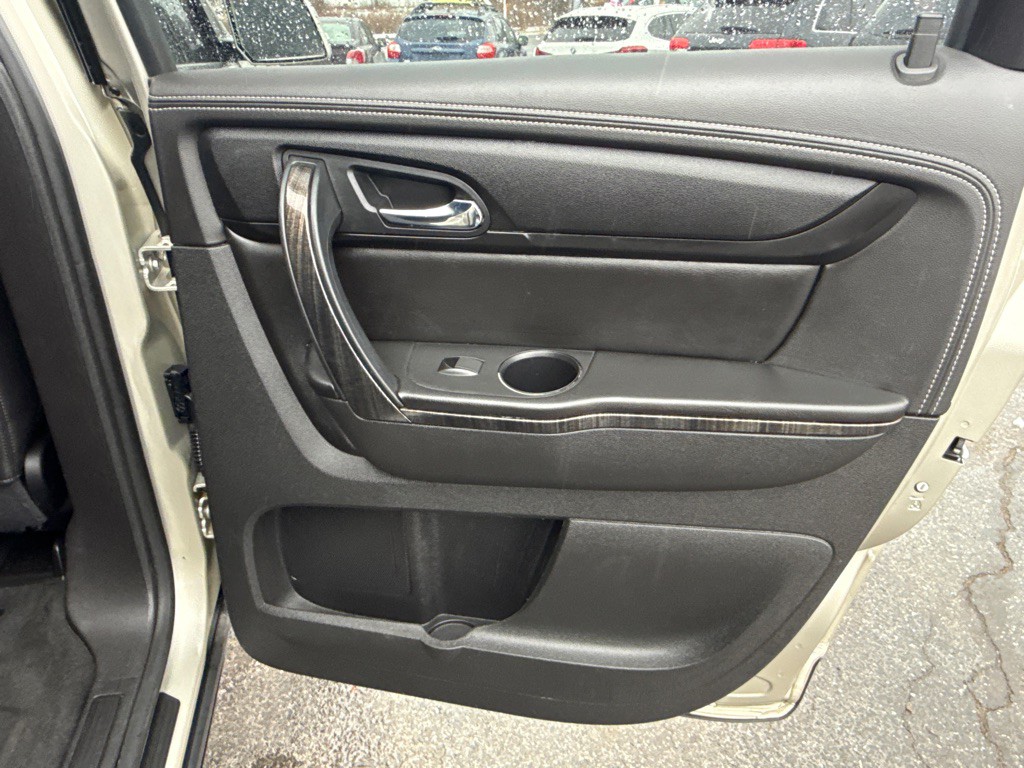 2017 GMC Acadia Image 19