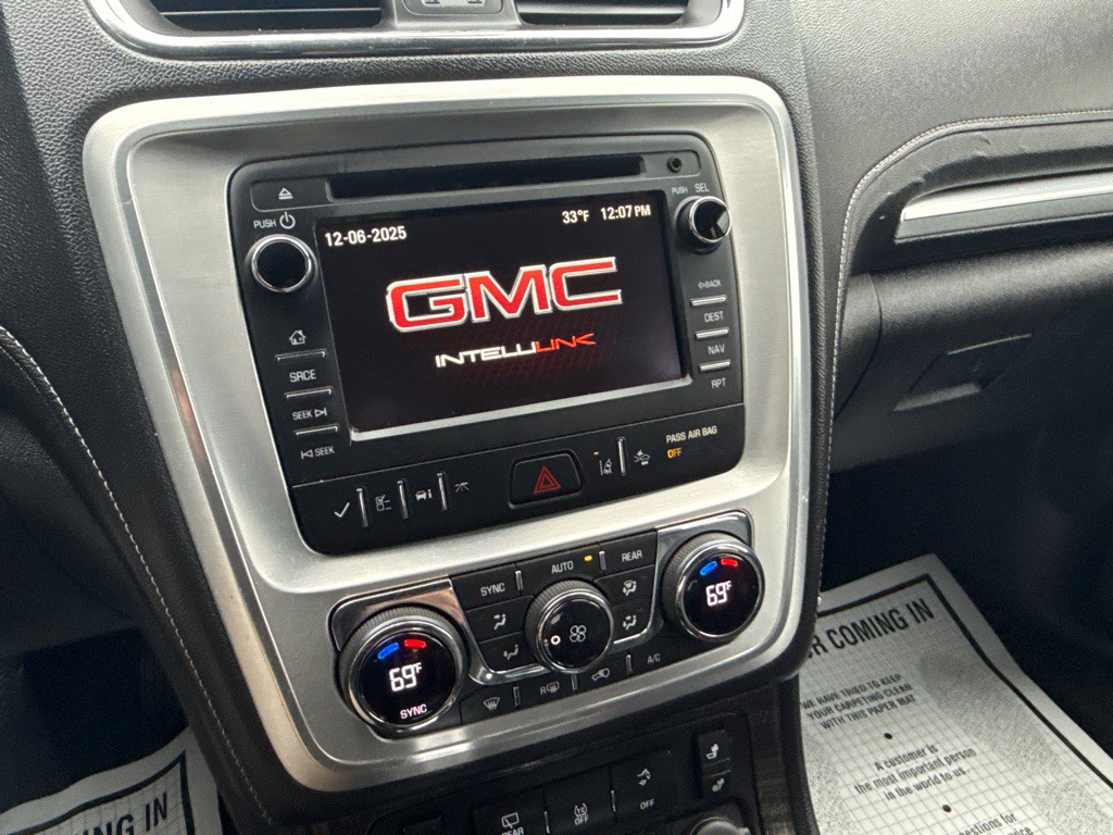 2017 GMC Acadia Image 23