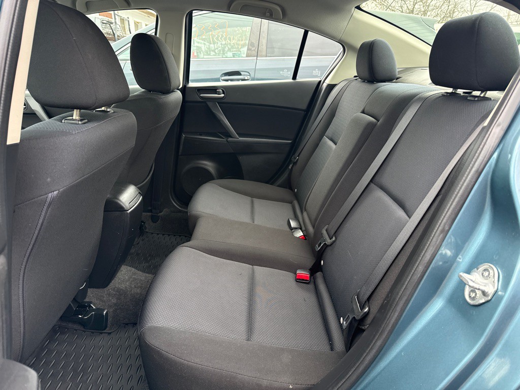 2011 Mazda Mazda3 Image 14