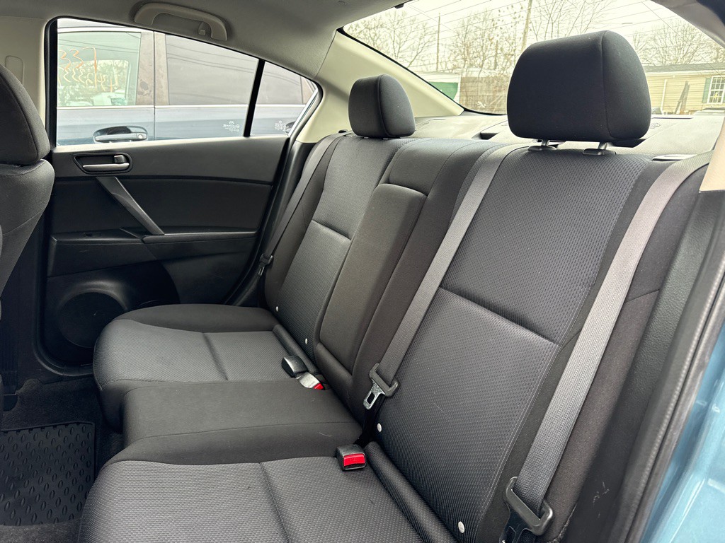 2011 Mazda Mazda3 Image 15