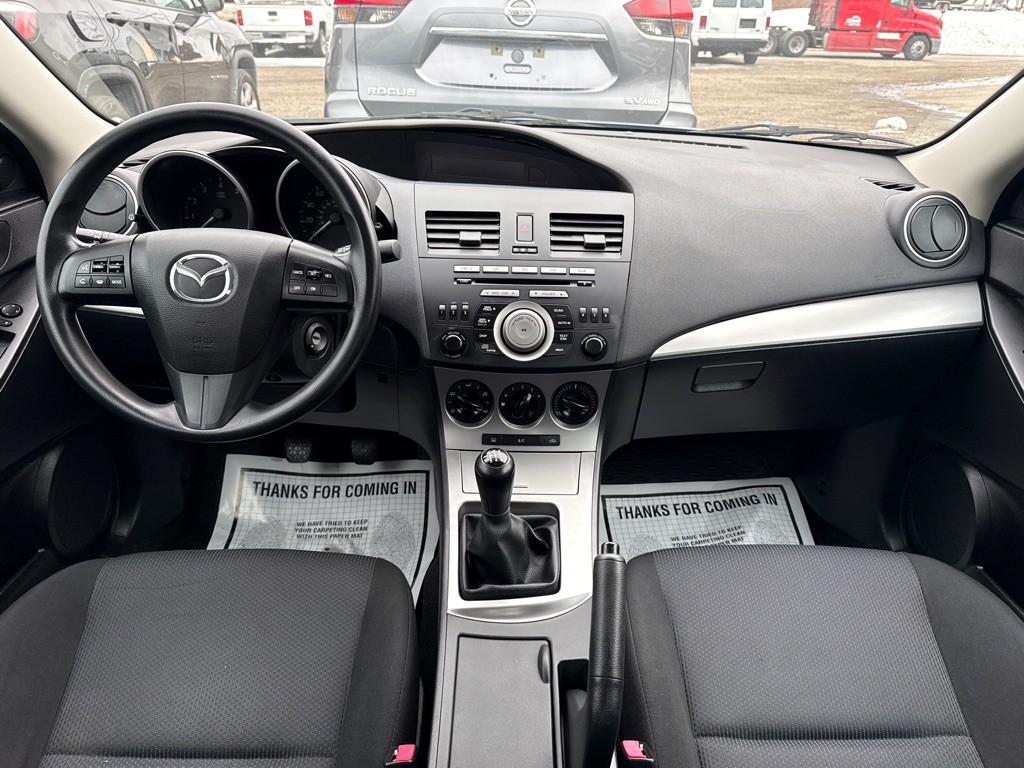 2011 Mazda Mazda3 Image 16