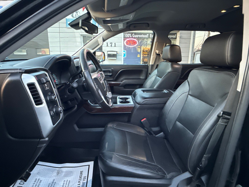 2018 GMC Sierra 1500 Image 2
