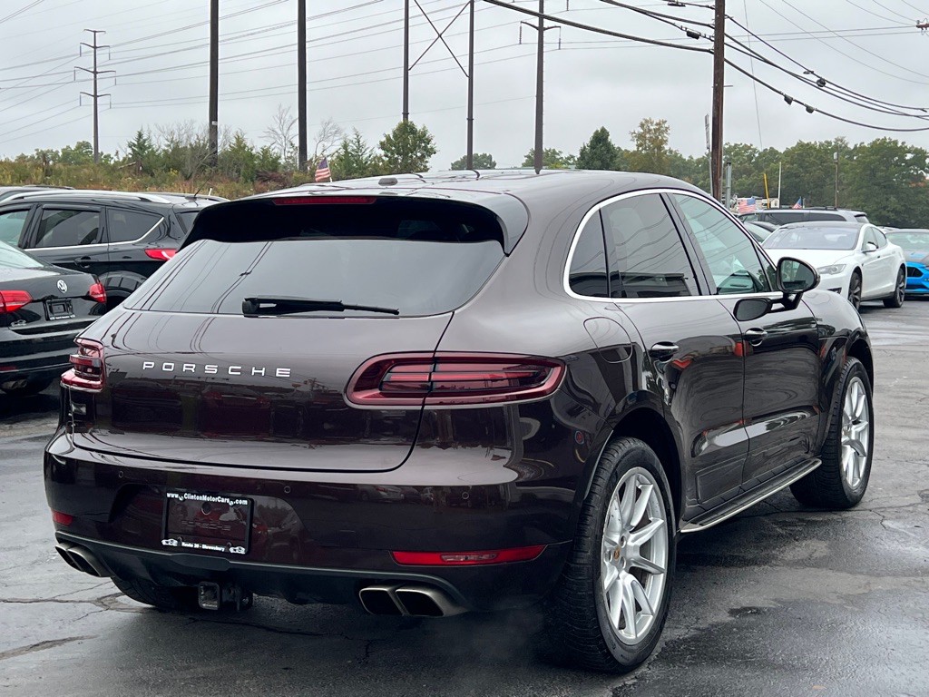 2017 Porsche Macan Image 5