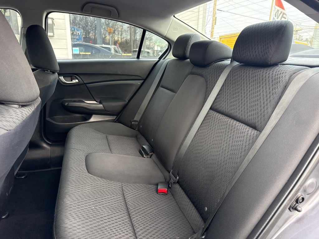 2015 Honda Civic Image 12