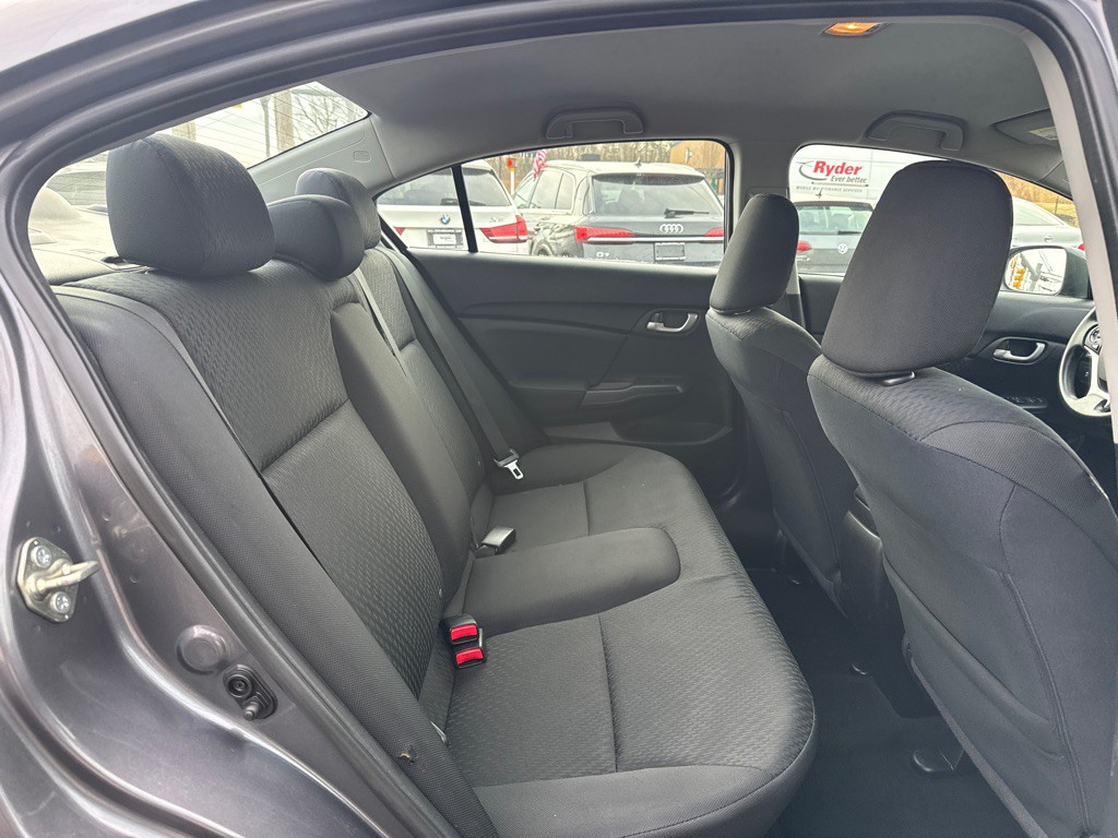 2015 Honda Civic Image 13