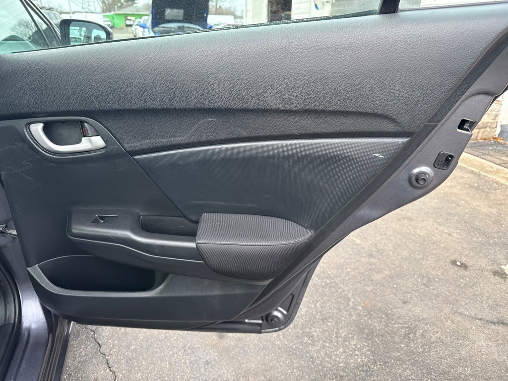 2015 Honda Civic Image 23