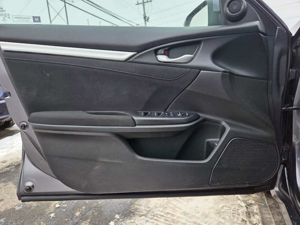 2017 Honda Civic Image 21