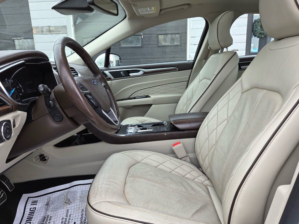 2017 Ford Fusion Image 9