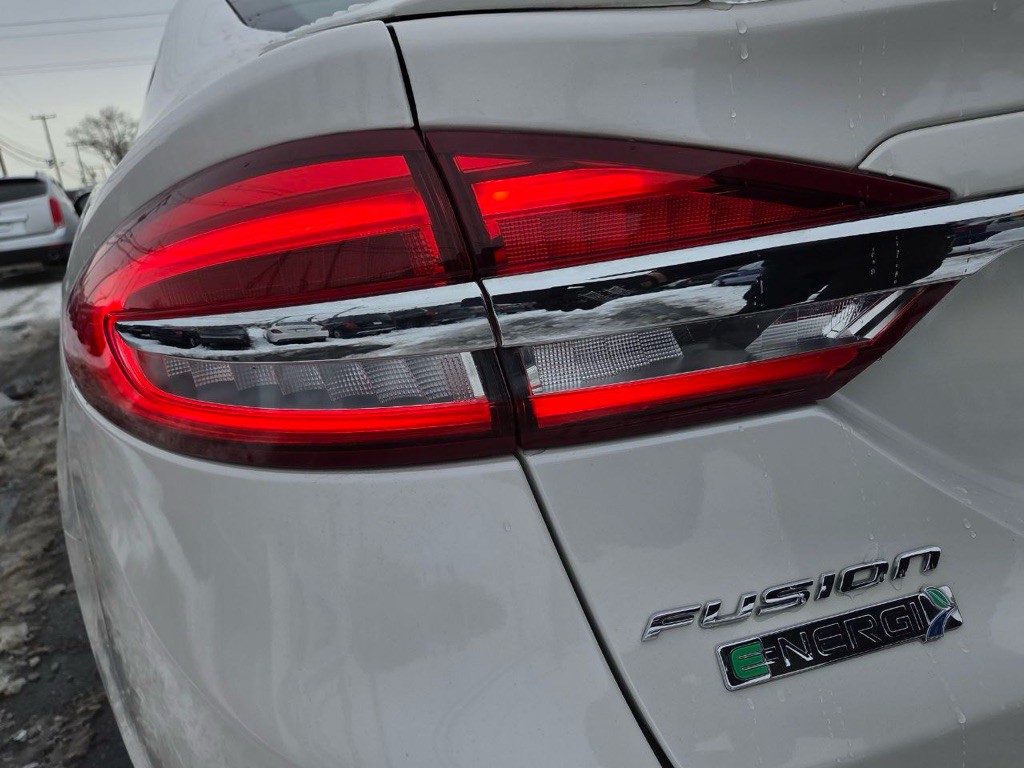 2017 Ford Fusion Image 13