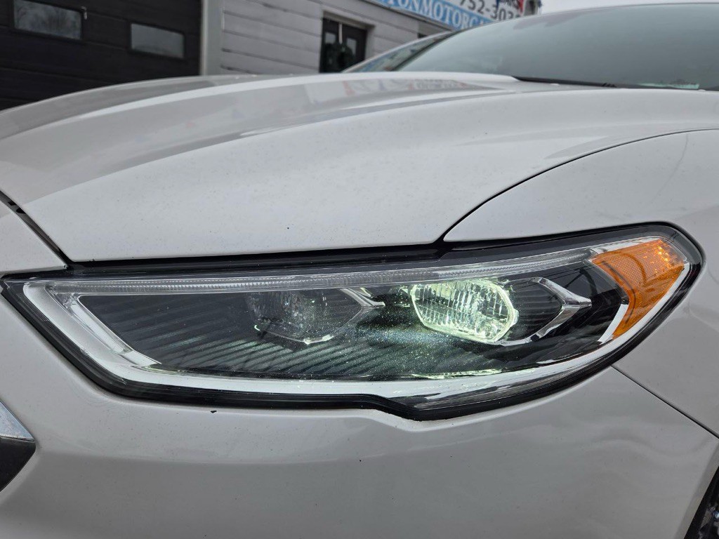 2017 Ford Fusion Image 15