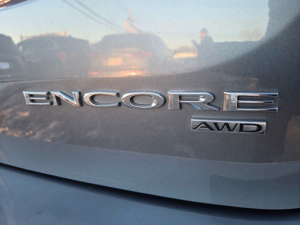 2019 Buick Enclave Image 16