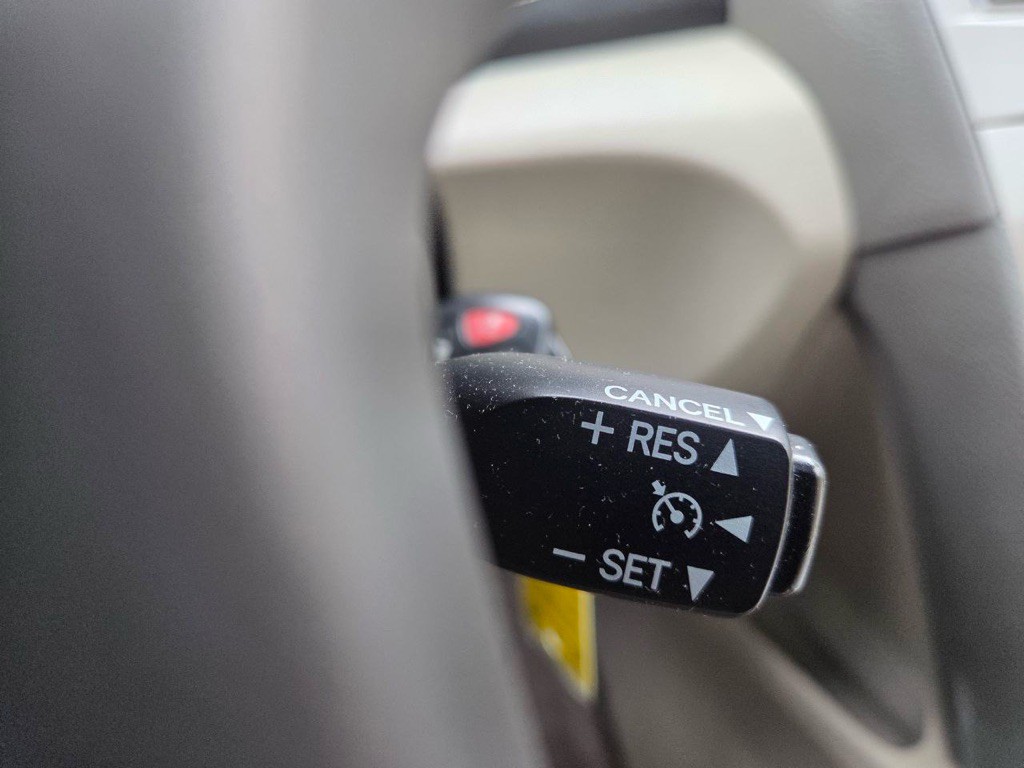 2010 Toyota Camry Image 19