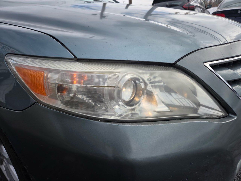 2010 Toyota Camry Image 24